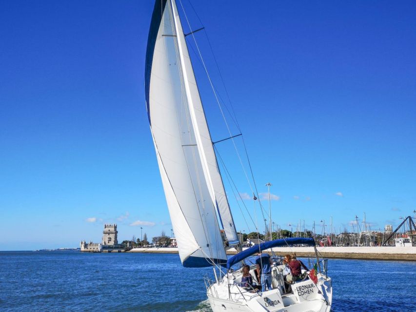 1 Hour Private - Lisbon: Sailing Tour With Wine and History - Cristo Rei and the opening river view