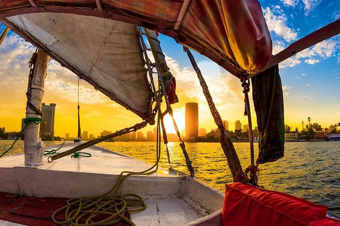 1 -Hour Sailing Egyptian felucca ride on the Nile in Cairo - The biggest question: sailboat or motorboat?