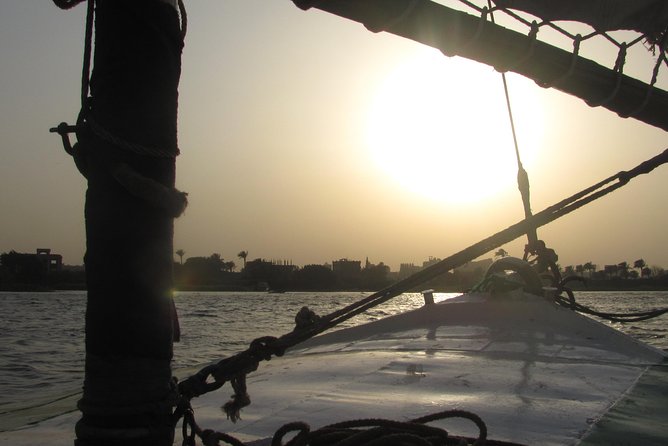 1 -Hour Sailing Egyptian felucca ride on the Nile in Cairo - Private transfers are a real advantage
