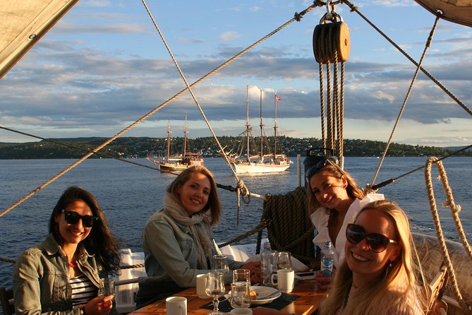 2-Hour Oslo Fjord Sightseeing Cruise by Sailing Ship - Hovedøya, Dyna Lighthouse, and the sheltered bays