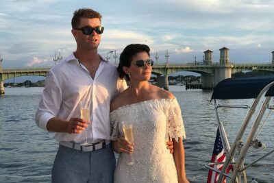 2 hours – Private Sunset Sail along Historic Bay Front