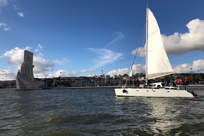 2H Tour on a Private Sailing Catamaran "Scarlett" up to 16 people - The skipper can add more than basic boat handling