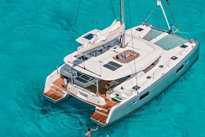 7-Day Private Sailing Retreat in Sardinia and Corsica - Life aboard the catamaran