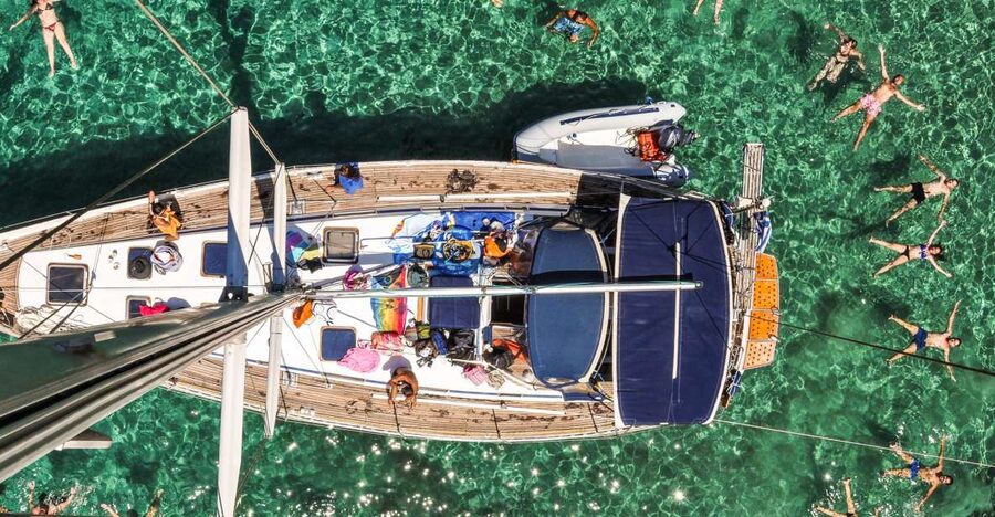 Adamas: Milos & Polyaigos Full-Day Sailboat Tour with Lunch - Key points to know before you book