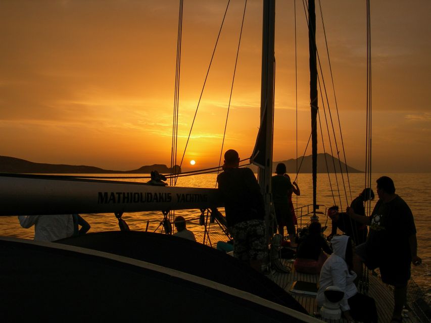Adamas: Milos & Polyaigos Full-Day Sailboat Tour with Lunch - Why a full day on the water makes sense in Milos
