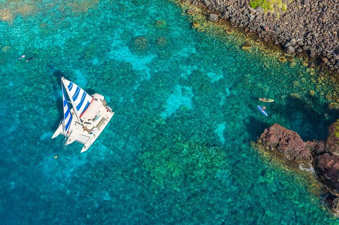 Afternoon Sail & Snorkel to the Captain Cook Monument - What You See on the Ride Back