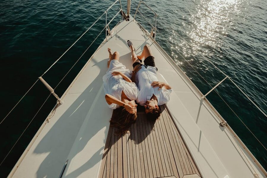 Agios Nikolaos: Golden Hour Sailboat Tour with Wine & Snacks - Seeing Spinalonga without going ashore
