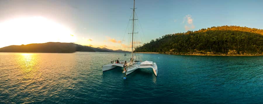 Airlie Beach: 2-Day Whitsunday Islands Sailing Snorkel Tour - What 60 hours aboard Avatar really feels like
