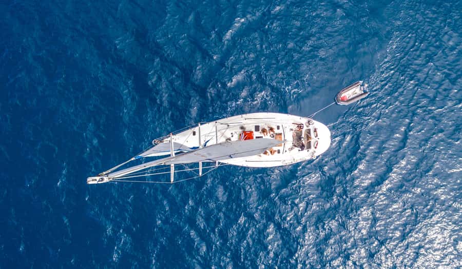 Airlie Beach: Great Barrier Reef 2-Day, 2-Night Sailing Tour - Key points to know before you sail