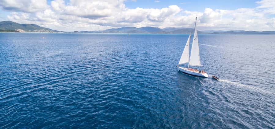 Airlie Beach: Great Barrier Reef 2-Day, 2-Night Sailing Tour - Snorkeling at four possible reef sites