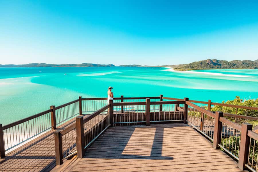 Airlie Beach: Whitsunday Islands 2-Day Sailing Tour - Sailing out of Coral Sea Marina