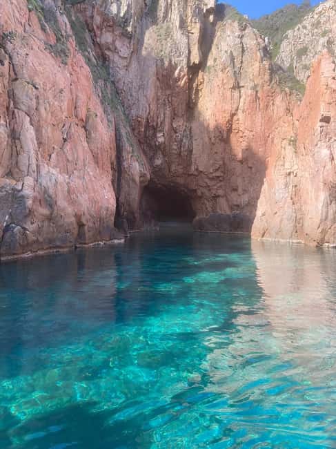 Ajaccio: Excursion, Sailing Scandola Nature Reserve - The first hour toward Pointe de Scandola