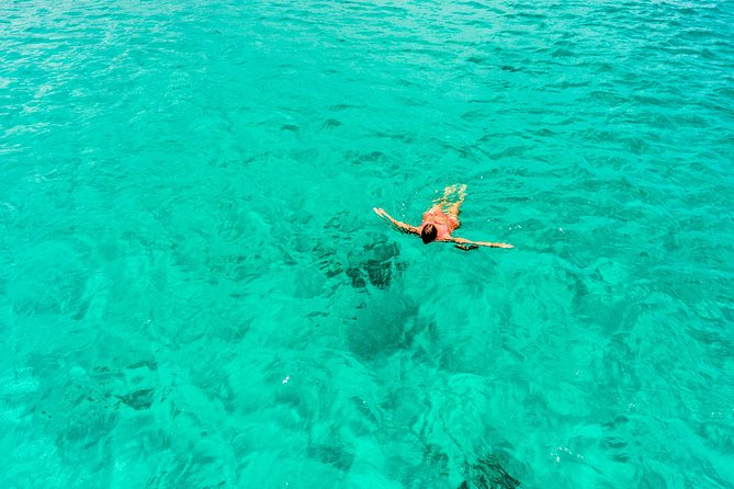 Aruba Afternoon Snorkel Sail aboard Palm Pleasure Catamaran - The optional SNUBA upgrade