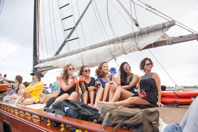 Aruba Sunset Jolly Pirate Sail with Open Bar - Setting out from MooMba Beach at 5:30 pm