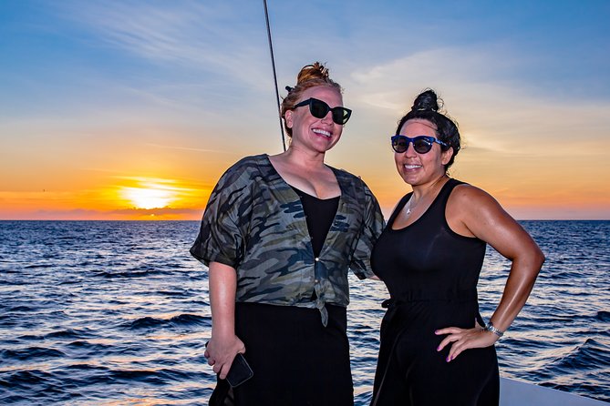 Aruba Sunset Sail Cruise Aboard The Dolphin Catamaran - Finding your place aboard the 45-foot catamaran