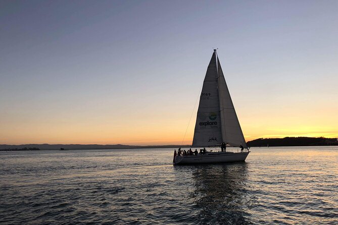 Auckland Harbour Sailboat Cruise Including Three Course Dinner - Who should book this Auckland sailing?