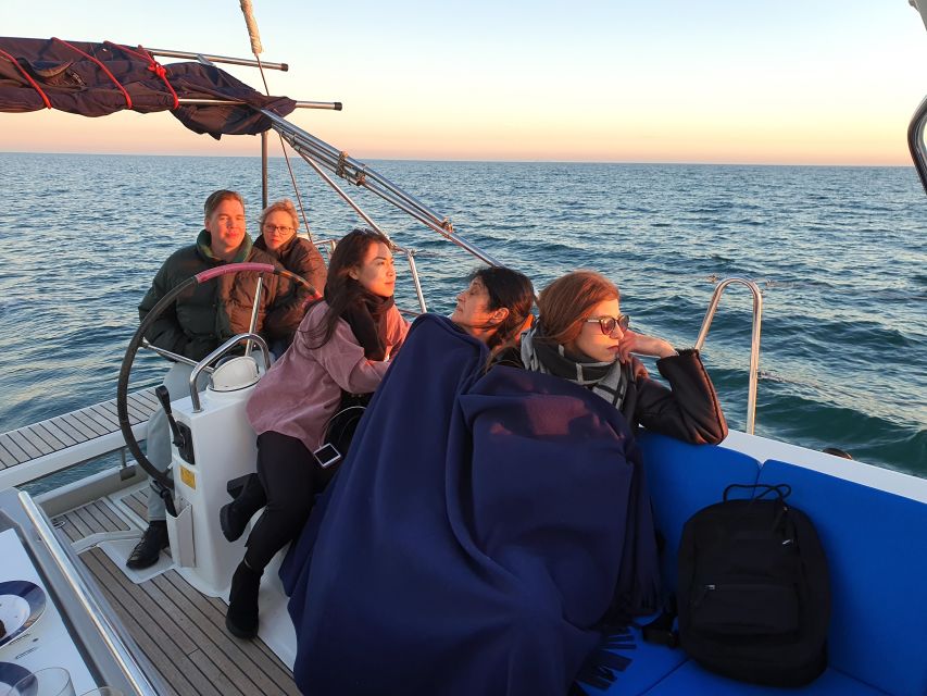 Barcelona: 2-Hour Sailboat Tour with Snacks and Drinks - Choosing between daytime and sunset
