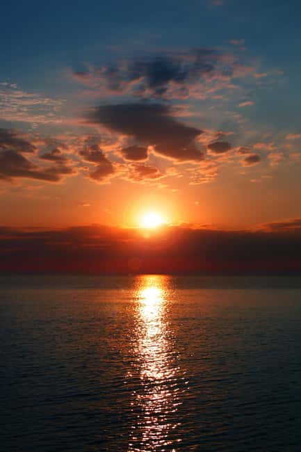 Barcelona Badalona : Sailboat Tour, Snacks, Drinks, Swimming - Timing, Weather, and What to Bring