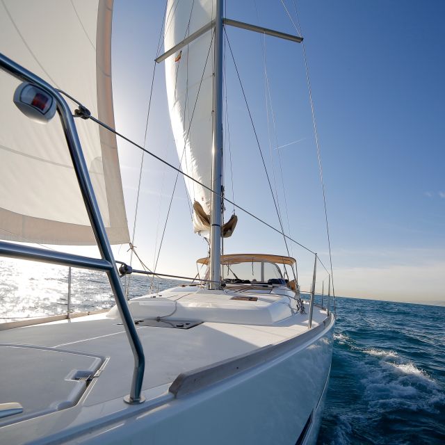 Barcelona: Midday or Sunset Sailing with Open Bar and Snacks - Private charter or shared sailing