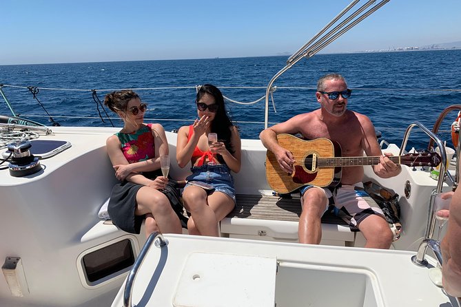 Barcelona Private Sailing Tour with Drinks for Family and Friends - What the private format is really worth