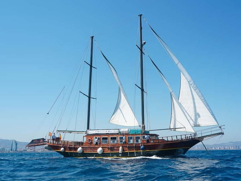 Barcelona Sailing Cruise - Key points to know before boarding