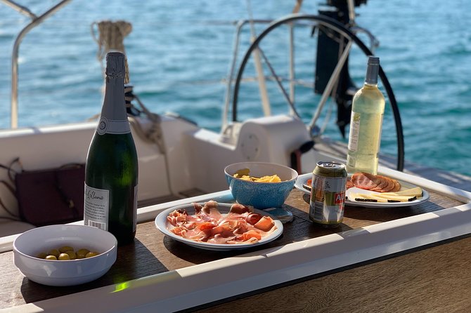 Barcelona Sailing: Light Snacks & Open Bar with Private Option - Cava, wine, beer, and light snacks