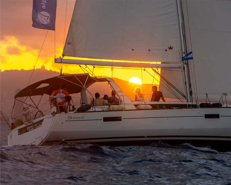 Barcelona: Sailing with Open Bar, Catalan Snack & Swim Stop - Who will enjoy this most?