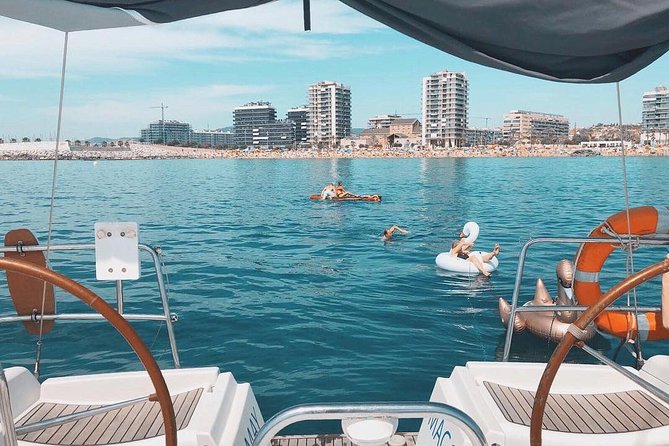 Barcelona Small Group Sailing with Snacks and Cava - What the two-hour cruise feels like