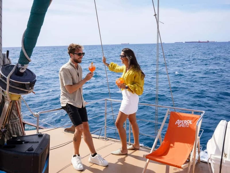 Barcelona: Sunset Sailing Cruise with Live Music - Live music that changes with the sailing