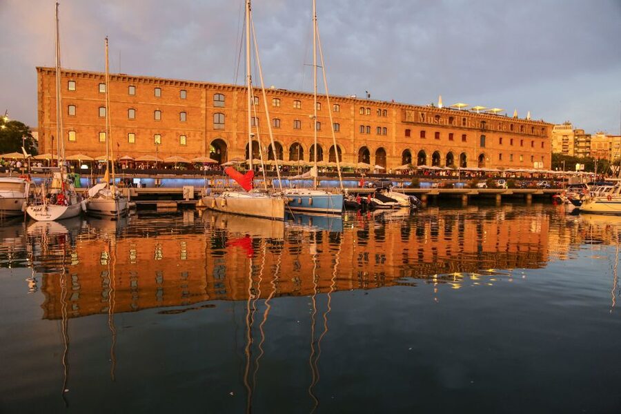 Barcelona: Unique Sunset Sailing Tour with Tapas & Open Bar - What is really included at the open bar