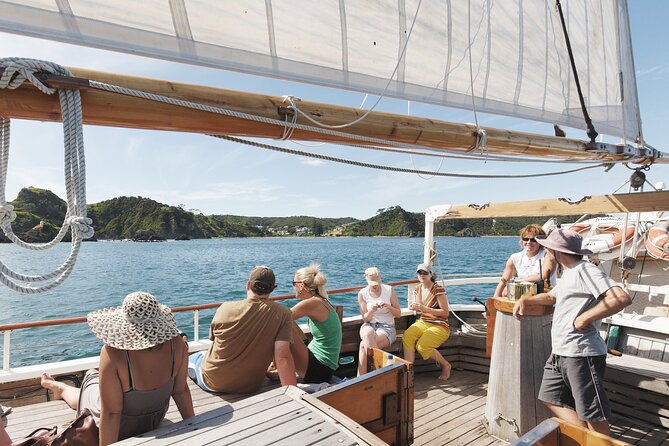 Bay of Islands Tall Ship Sailing on R. Tucker Thompson Including BBQ Lunch - Getting to the Russell Wharf
