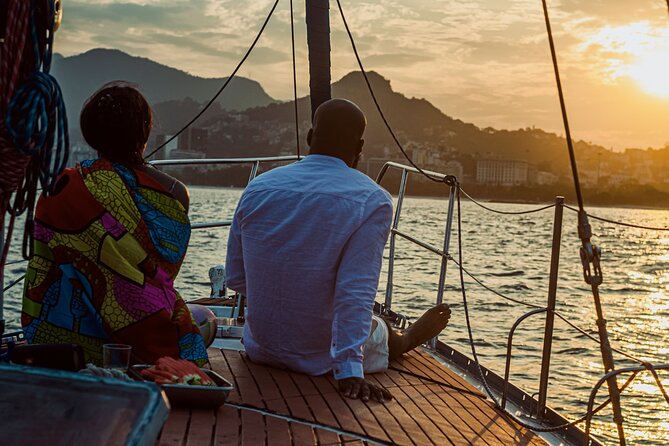 Brunch & Sunset Cruise with Capirinha in Rio - Why Rio looks better from Guanabara Bay
