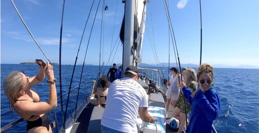 Cairns: Green Island & Great Barrier Reef Sailing Tour - What the water time feels like in practice