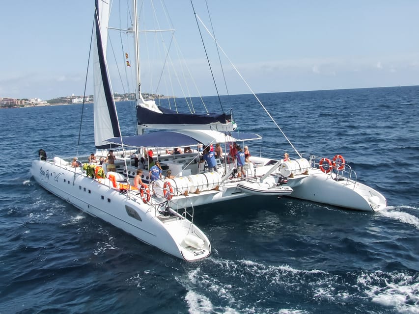 Cambrils: Costa Daurada Sail Catamaran Cruise - Leaving Cambrils and following the Costa Daurada