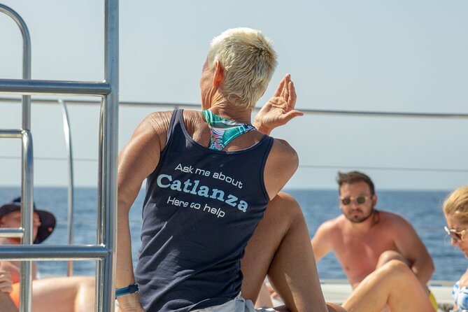 Catamaran Sailing in Lanzarote - The crew makes the half-day work
