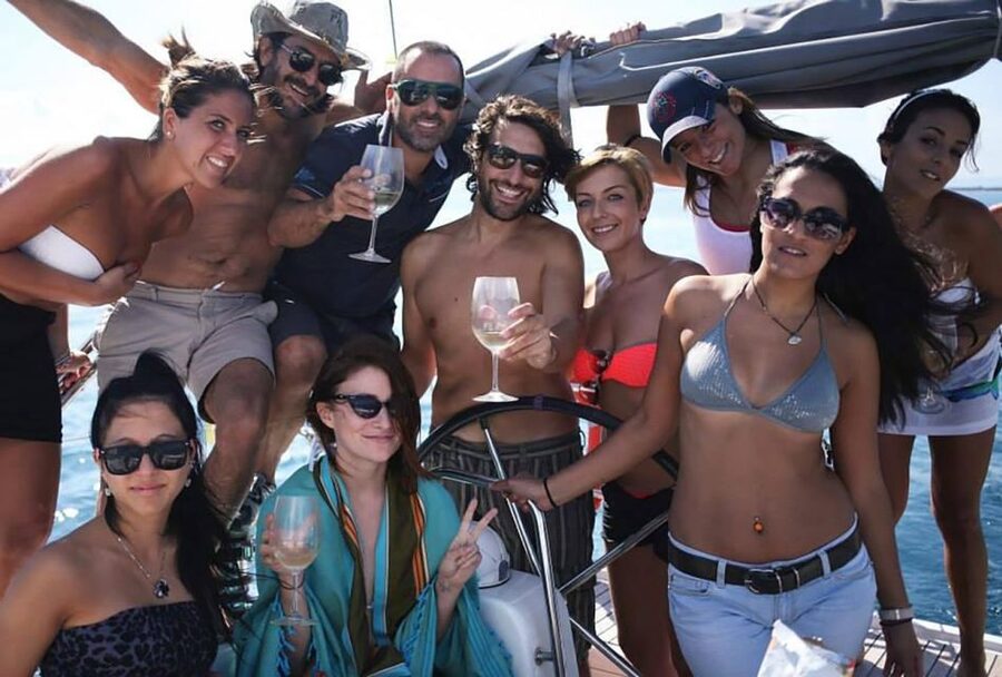 Catania: Coastline Sailing Trip 6hr with Aperitif and Lunch - Key points to know before booking