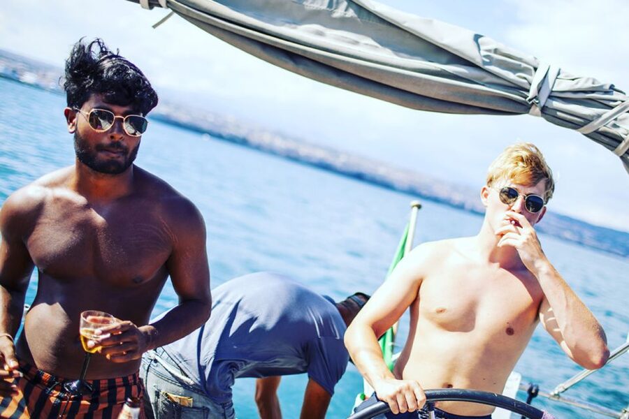 Catania: Coastline Sailing Trip with Aperitif and Prosecco - How the private format affects the experience