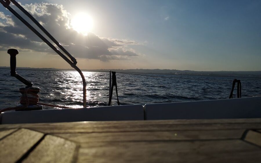 Catania: Guided Sunset Sailing Trip with Aperitif & Prosecco - The crew can shape the whole evening