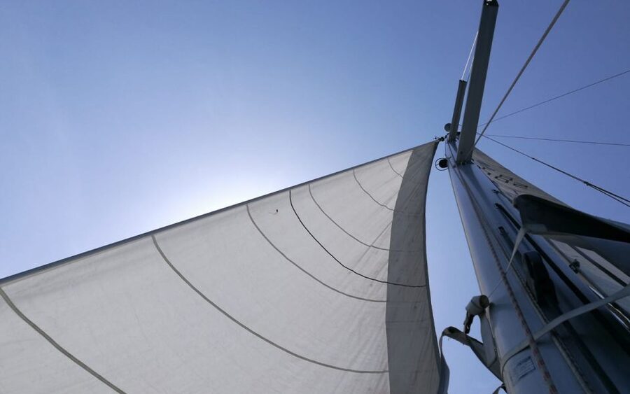 Catania: Guided Sunset Sailing Trip with Aperitif & Prosecco - What to bring for a comfortable sail
