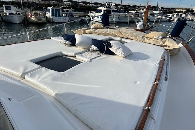 Chill and Sail in Valencia - Who will enjoy this Valencia sailing?