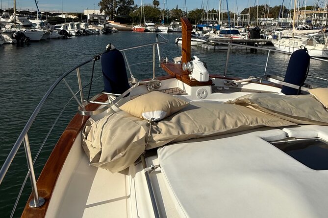 Chill and Sail in Valencia - Choosing between Pinedo, El Saler, and La Malvarrosa