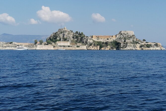 Corfu:Private sailing yacht cruise for up to 10 guests - The food, drinks, and onboard comforts
