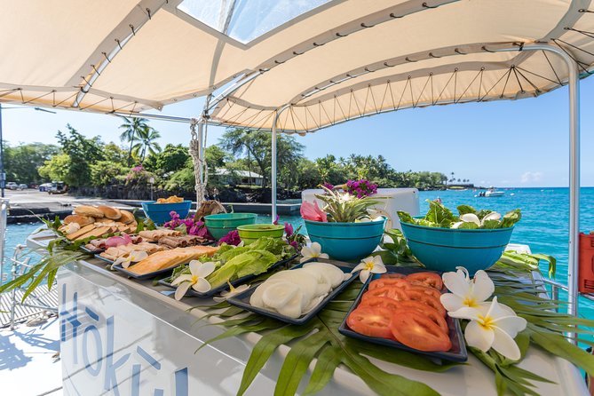 Deluxe Sail & Snorkel to the Captain Cook Monument - Sailing from Keauhou Bay along the Kona coast