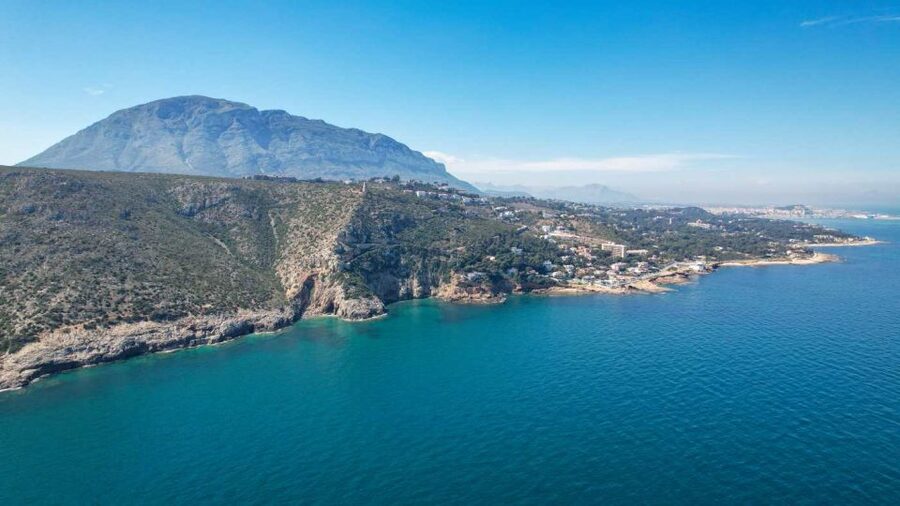 Dénia & Jávea: Portixol Sailing Catamaran Excursion with BBQ - FAQ