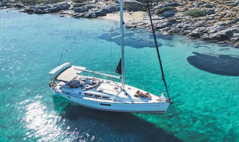 Dia Sailing Cruise With All-inclusive Meal And Drinks - Sailing north from Heraklion’s Old Venetian Port