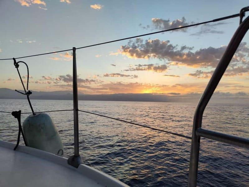Dia Sailing Cruise With All-inclusive Meal And Drinks - Boat comfort and group size