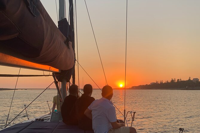 Douro Sunset Sailboat Experience in Porto - Booking and cancellation details to keep in mind