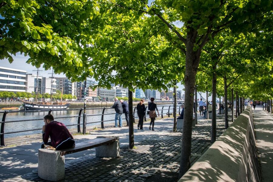 Dublin: Jeanie Johnston Tall Ship Irish Famine History Tour - Small details that improve the visit