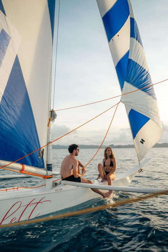 El Nido Islands: Private Paraw Day Sailing with Lunch - Ipil Beach, a quiet first stop for water time