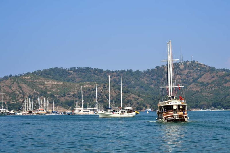 Fethiye: Island Sailing Trip with Lunch and Hotel Pickup - Dockyard Island mixes calm water with ruins